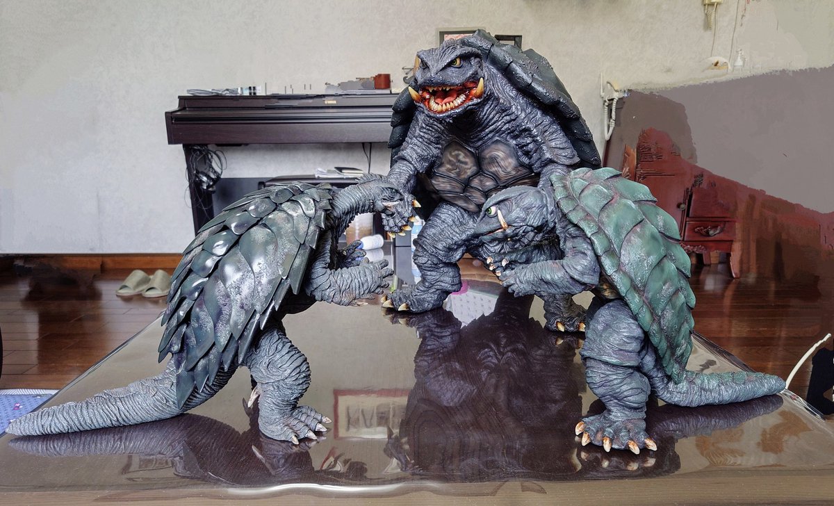 【全てMADE IN JAPAN！】ガメラ Amazon.co.jp: MM STD 平成ガメラ : Toys & Games