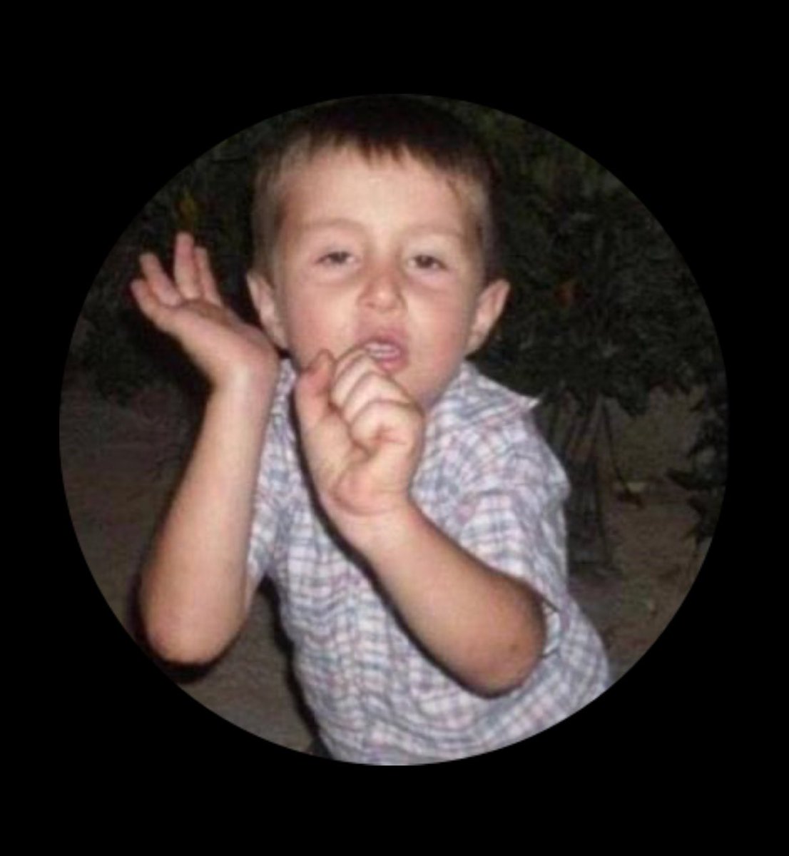 Şu pp’in bile o kadar ikonik ki bxnxnx 
sen de bu sene benim için çok değerliydin 🫶 herşey gönlünce olsun emeklerin için teşekkür ederiz sohbet odalarındaki o şakacı alaycı komik konuşmalarını özliycem 

Kendine çok iyi bak, seni çok seviyorum 

Anıl Abiiiii <a href="/Anilk_1/">Anıl</a>