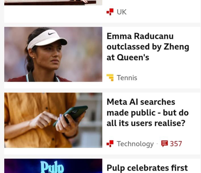 No wonder <a href="/EmmaRaducanu/">Emma Raducanu</a> lost - she spent the game on her phone😂🤣😂 #Tennis #Wimbledon #queenstennis