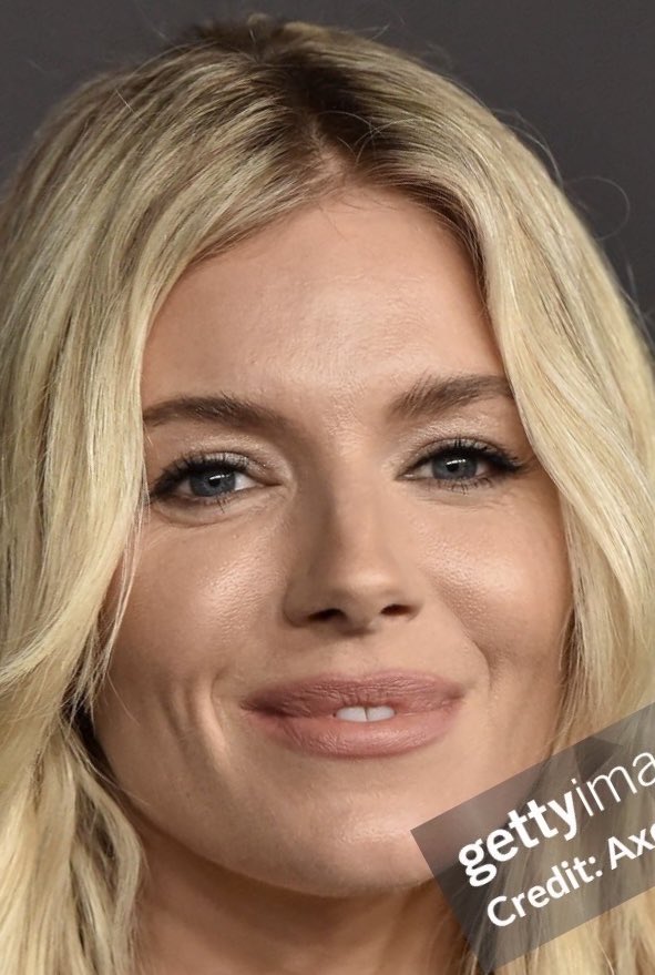 Face has me leaking precum!🔥💦😩
#SiennaMiller