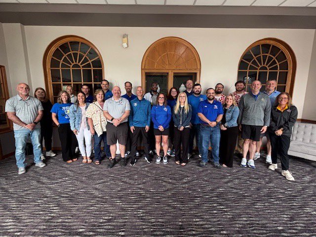 MrCaryGC's tweet image. We had a great day with our administrators at our retreat! We reflected on an amazing year, talked about ways we can improve, and shared a lot of laughs. It was a full day.
We are lucky to have so many insanely talented people who go above and beyond for our kids. Let’s hope…
