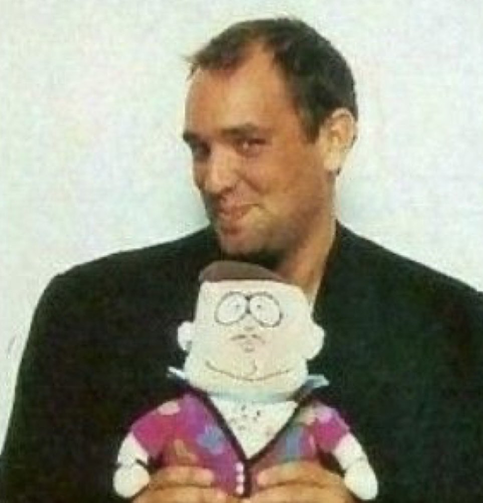 they just think they’re soooo silly😒
that cartman plushy is a NEED it looks so pillowy and cozy
#sptwt #southpark #mattrey