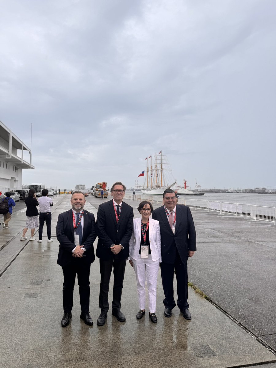 Recibiendo a La Esmeralda en #Osaka #Chile <a href="/CPCchile/">CPC</a>