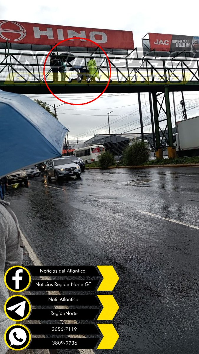 Noti_Atlantico's tweet image. 🔴#AHORA | #Preliminar, Persona de la tercera edad fallece sobre pasarela ubicada frente a Galilea, kilómetro 6.8 #CarreteraalAtlantico, #Zona18.
