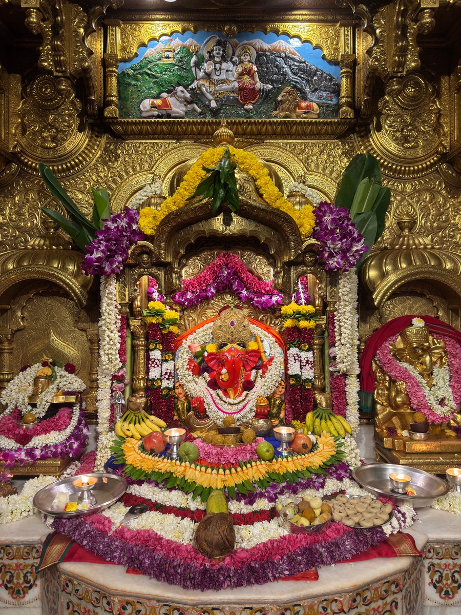 🙏 गणपती  बाप्पा मोरया 🌺मंगलमूर्ती मोरया 🙏१४/०६/२०२५
🙏Ganapati Bappa Moraya 🌺 Mangalmurti Moraya  🙏14/06/2025