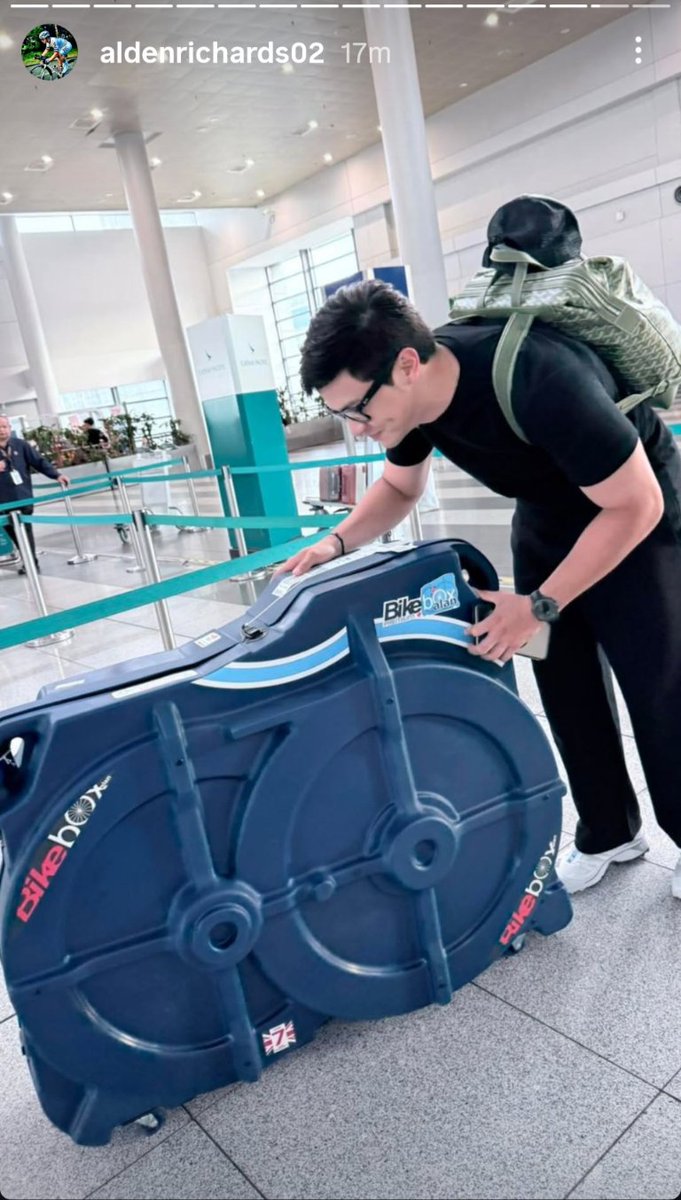 Felomina1000's tweet image. Inihatid ka ba sa airport o kasama mo sya ..chariz 😂🥰
#ALDENRichards  #colden