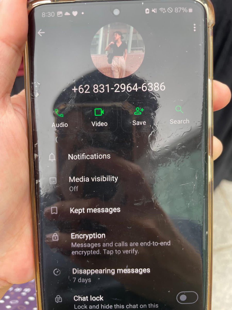 yoonliveee's tweet photo. Another scammer,  please re-tweet s🙏🙏🙏🙏. She blocked me right after I transfer https://t.co/bcmzI4FUwd