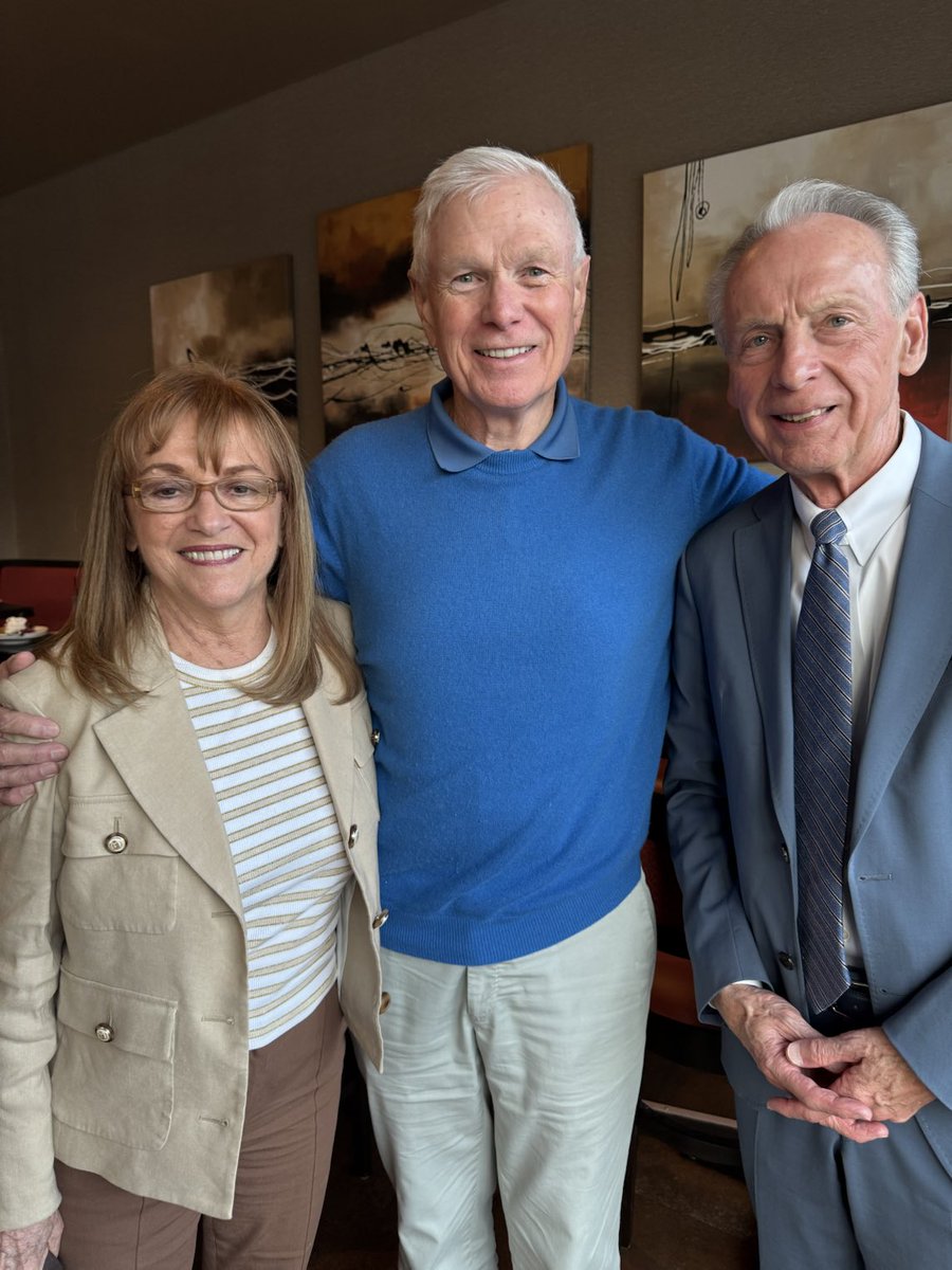 Howie Carr tweet media