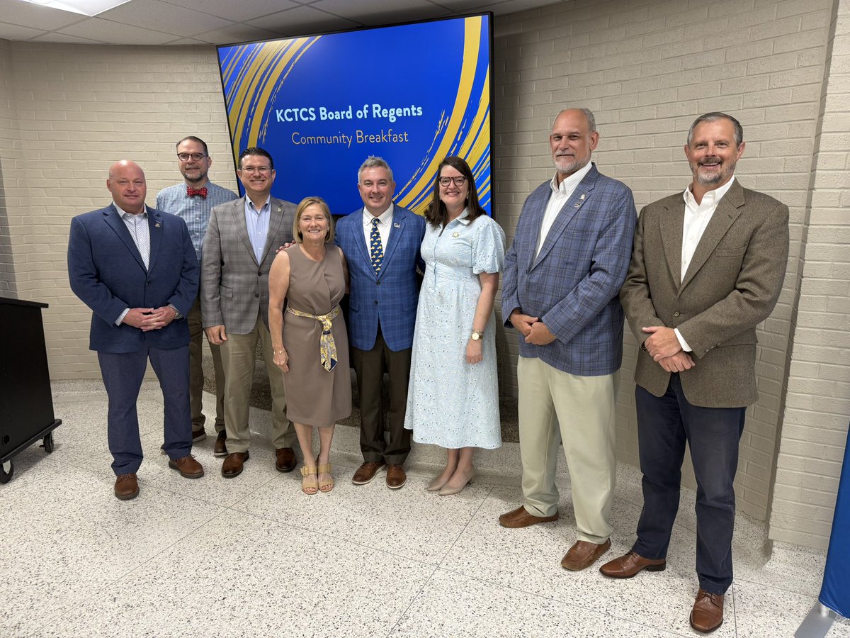 Our <a href="/KCTCS/">KCTCS</a> Board of Regents met this week at Elizabethtown Community &amp; Technical College!  Thanks for hosting a great meeting and congrats to our student regents for a job well done this past year!  Congrats! Great to see our legislators and local leaders as well!  <a href="/EtownCTC/">ECTC</a>