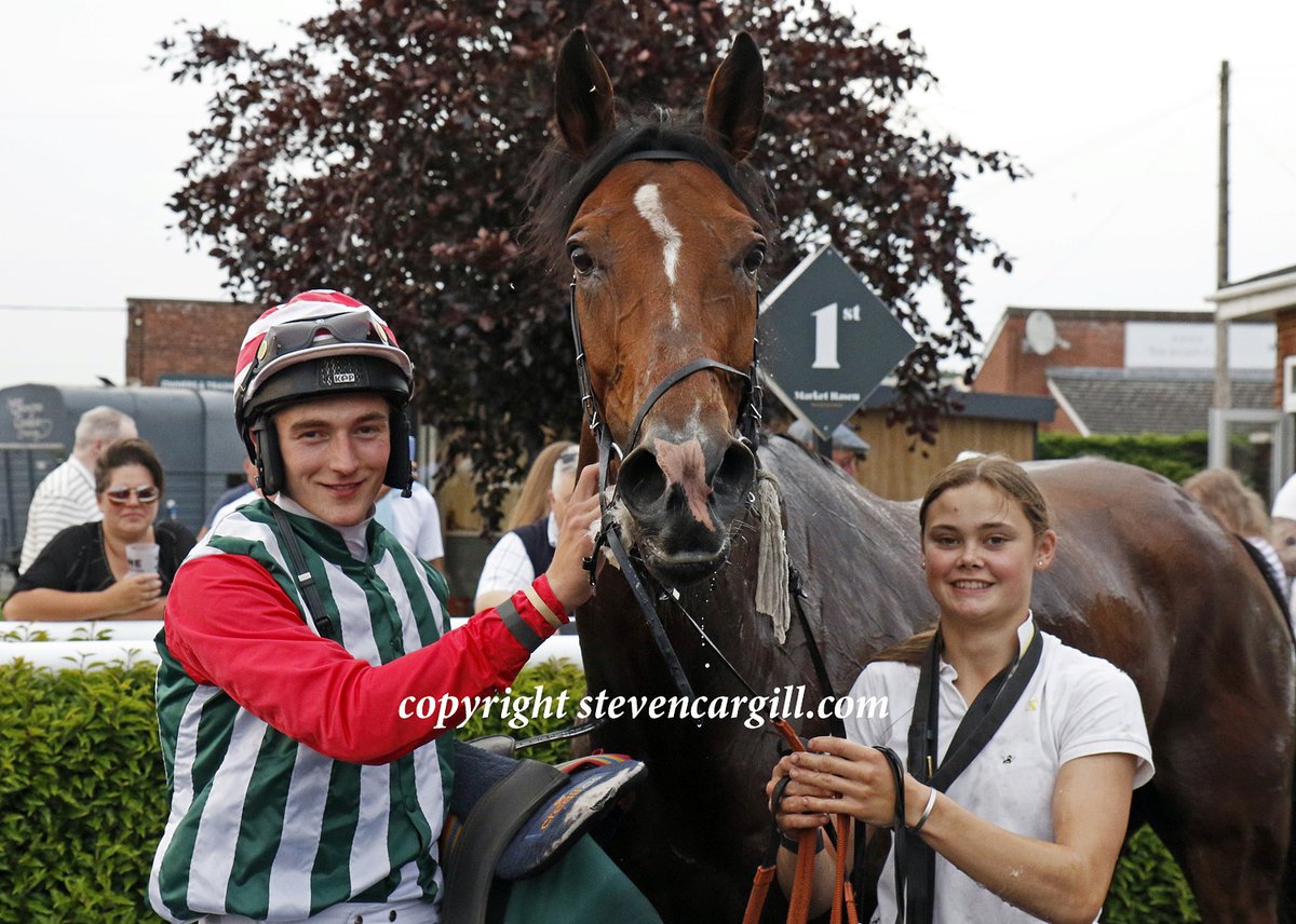 Steven Cargill (@steven_cargill) on Twitter photo 2nd win for 8yo g TOP OF THE BAY (Doyen) <a href="/TomMidgley4/">Tom Midgley</a> in 19f handicap chase <a href="/MarketRasenRace/">Market Rasen Racecourse</a> tonight for <a href="/SEnglandRacing/">SamEnglandRacing</a> 2nd win for 8yo g TOP OF THE BAY (Doyen) <a href="/TomMidgley4/">Tom Midgley</a> in 19f handicap chase <a href="/MarketRasenRace/">Market Rasen Racecourse</a> tonight for <a href="/SEnglandRacing/">SamEnglandRacing</a>