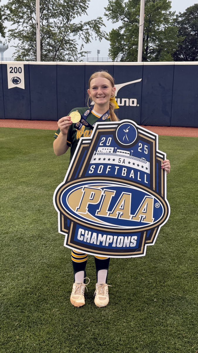 Congrats to our very own Allyson Paulone on her shut out pitching performance!!