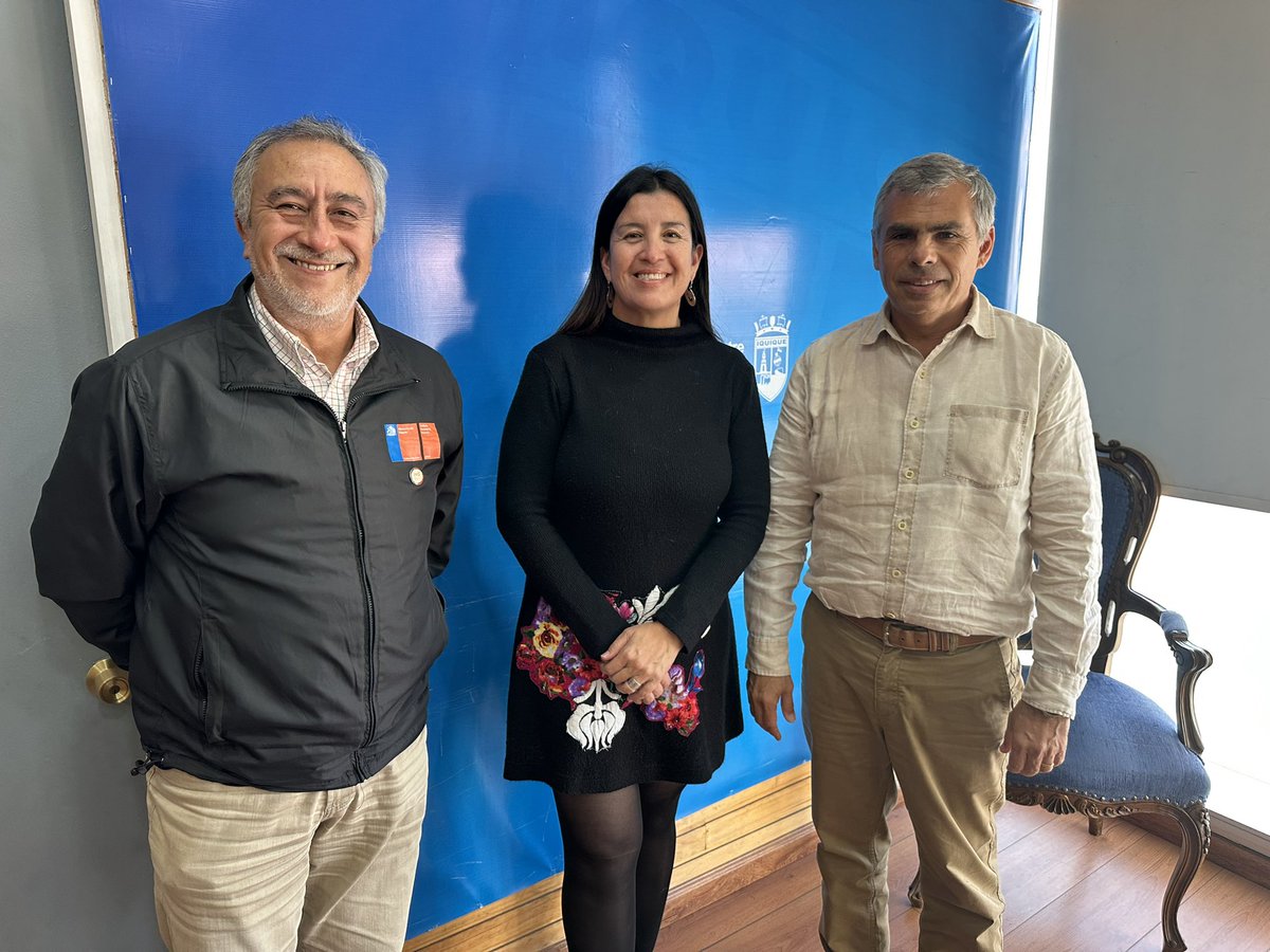Seremi del Deporte, Vania Llantén junto a Director Regional IND, Hernán Muñoz se reunieron con alcalde de #Iquique, Mauricio Soria con el objetivo de coordinar acciones para fomentar la actividad física y el desarrollo de infraestructura deportiva.

<a href="/IquiqueDeTodos/">Municipalidad de Iquique</a> 
<a href="/MindepChile/">Ministerio del Deporte</a>