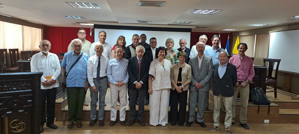 Colmac_Col's tweet image. @Colmac_Col fiel a su propósito de tener una presencia nacional, ha llevado hoy la sesión de junio de su Consejo Directivo a Montería, Córdoba. Contando con la activa participación de las Universidades del Sinú @UnisinuOficial y de Córdoba @Unicordoba_Col. colmac.org.co/actividades-de…