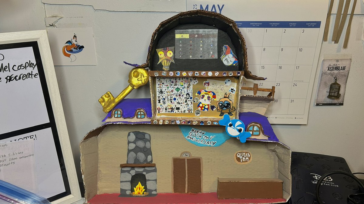 foxdragon054675's tweet image. I just finished making my Glitch Inn art piece for the Glitch Inn art contest. I did a combination of crafting and 2D into it, I think it turned out alright in the end.
#glitchproductions #glitchinn