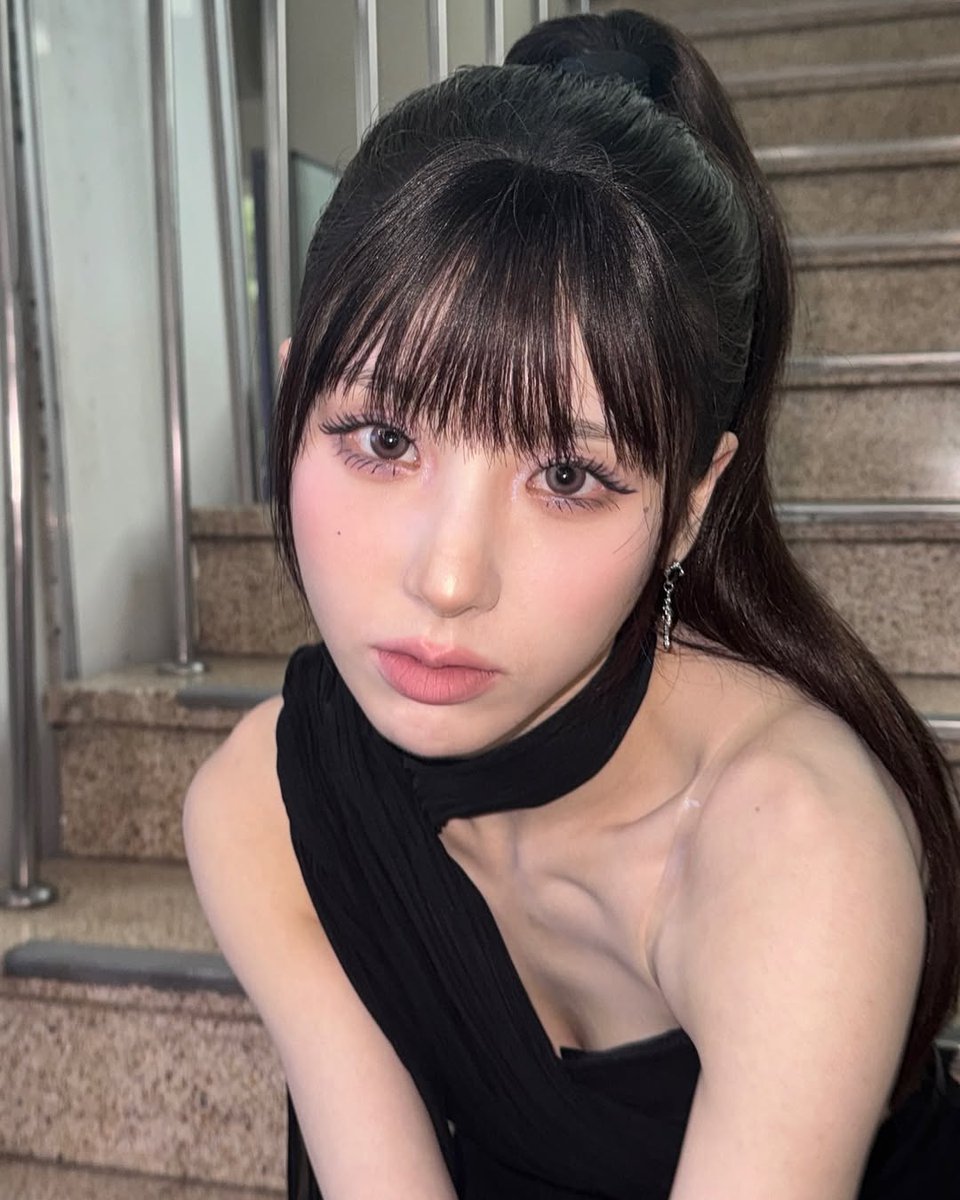 heejin pics 🪽 tweet media