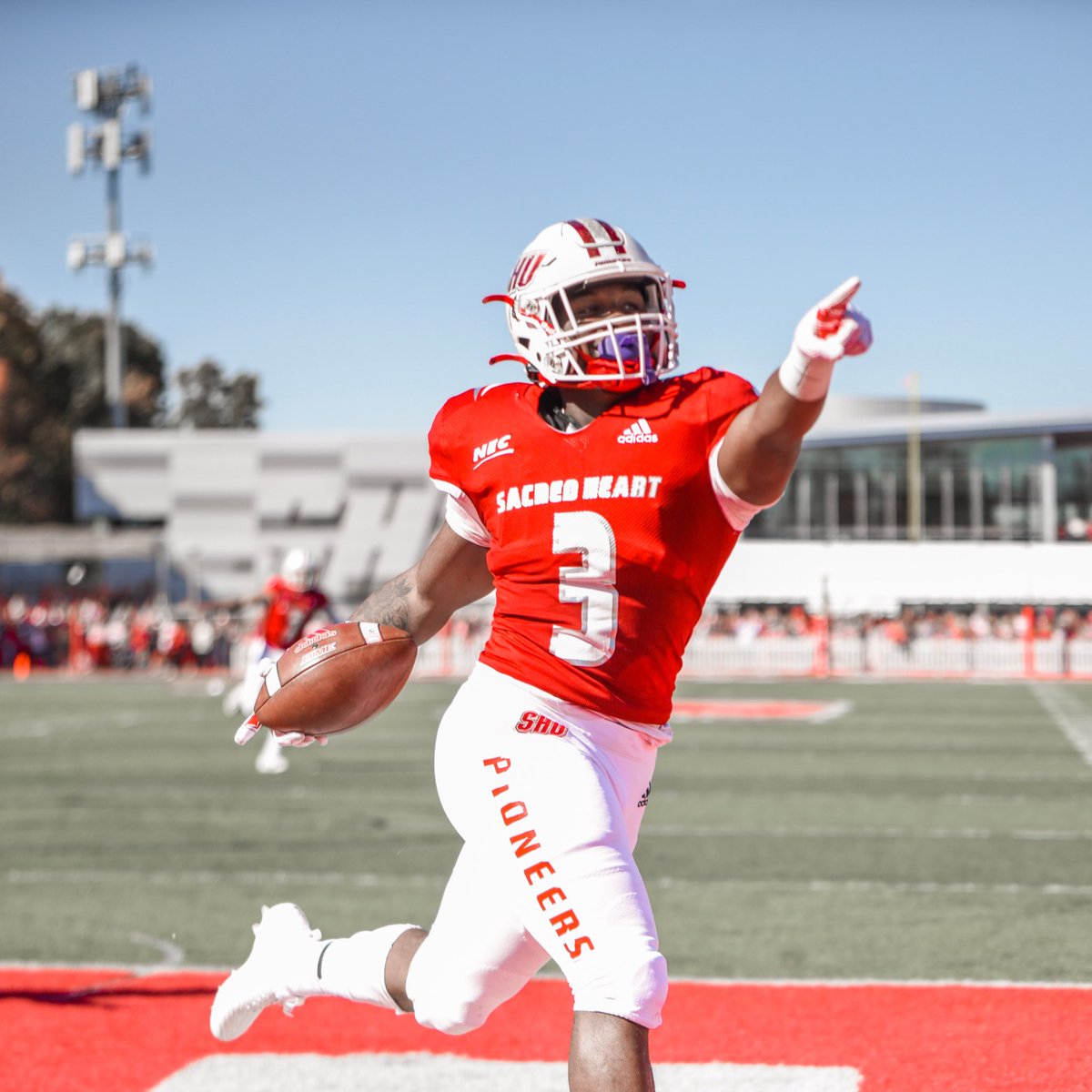 After a great conversation with Coach Purnsley, I am blessed to receive an offer from SHU- Sacred Heart University!!! <a href="/SHU__Football/">Sacred Heart Football</a> <a href="/EdOBrienCFB/">EdOBrienCFB</a>