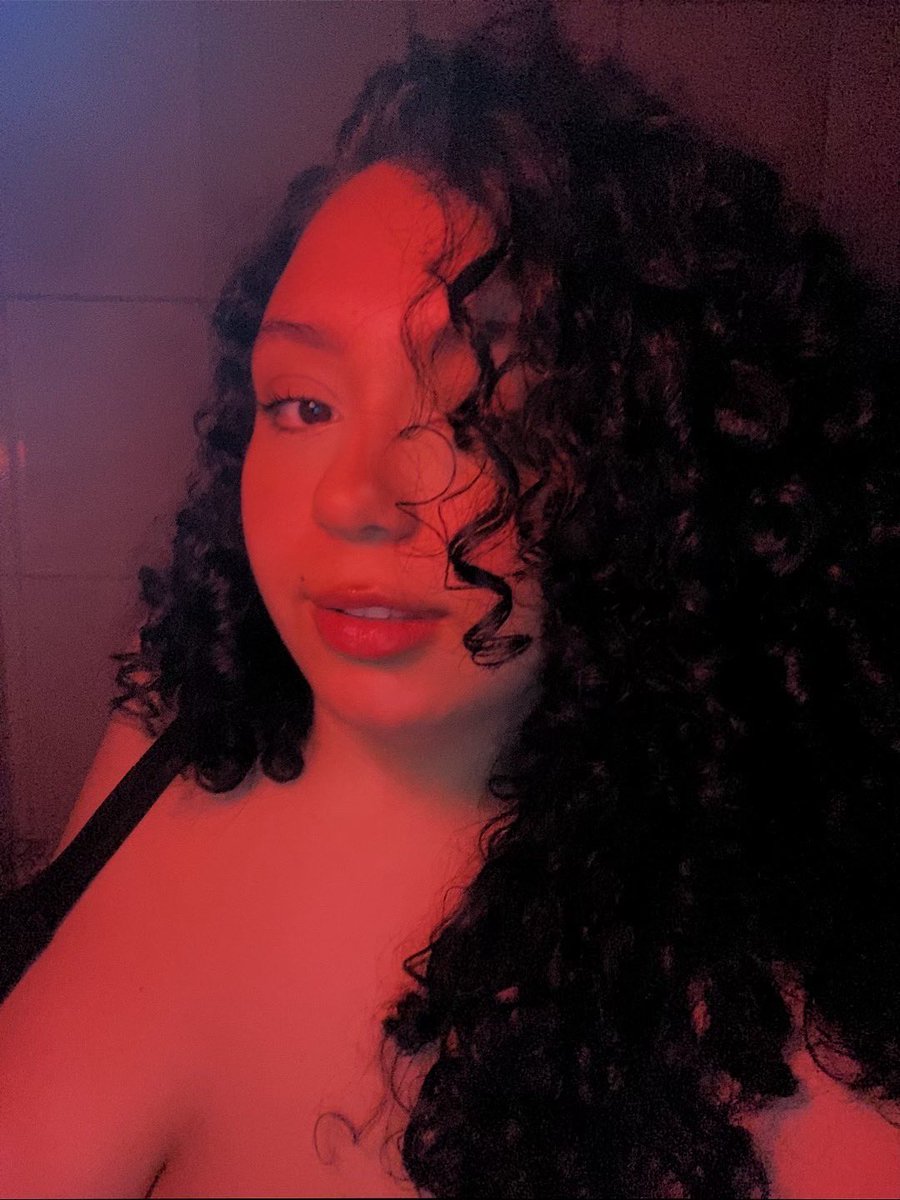 asandraflima's tweet image. uiui luz vermelha