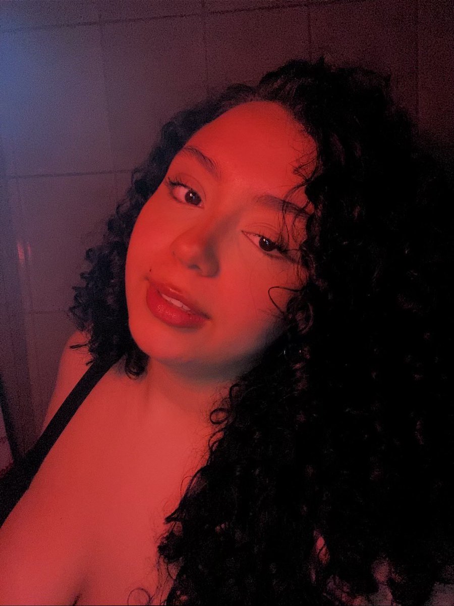 asandraflima's tweet image. uiui luz vermelha