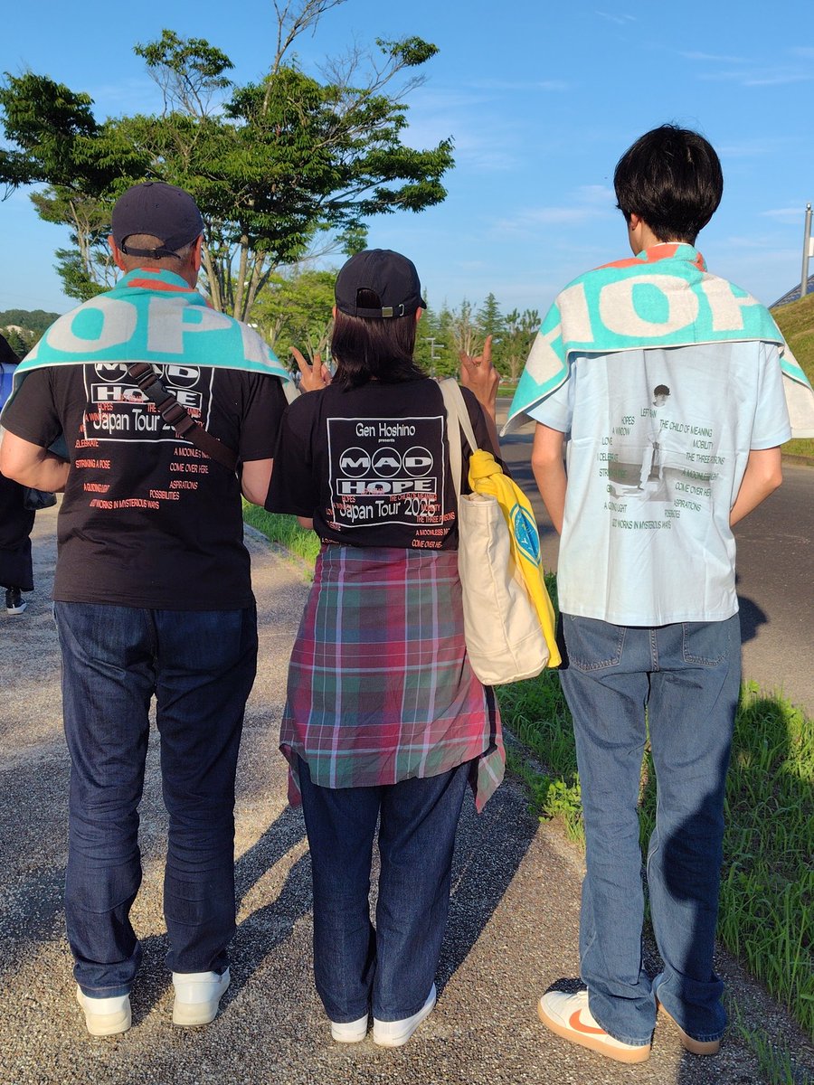 hoshimi118's tweet photo. MAD HOPE 宮城 Day2
源さんと出逢って10年、ついに会えた。笑顔で会えた。
「楽しい時間は終わるけど、Genを聴けば、曲を聴けば、ぼくはそこにいる」って伝えてくれたこと、
アメーバ状態を体感できたこと、
一生大切にします！
源さんありがとう！
#MADHOPE感想
#Gen_MADHOPE宮城 https://t.co/g4eMQnNk5V