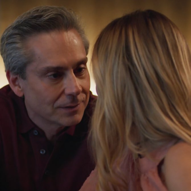 Eu até me acho meio emocionado, mas o Marco Aurélio da Manuela Dias, hein? #ValeTudo