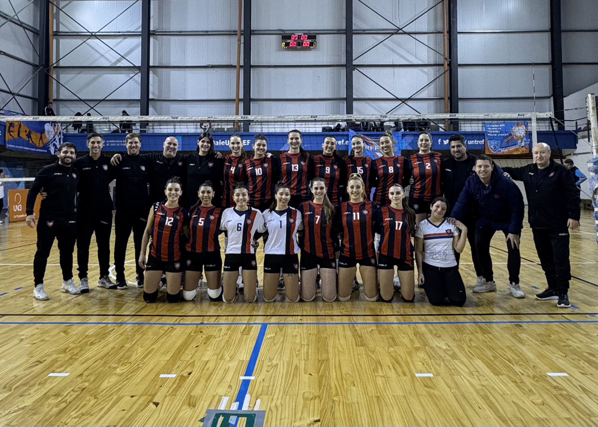 🔛 ¡Comenzó el partido en Villa Lynch! 

🏐 #SanLorenzo ya juega frente a Untref, por la segunda fecha de la Copa Alcides Márquez. 

#VamosLasMatadoras 💪💙❤️
