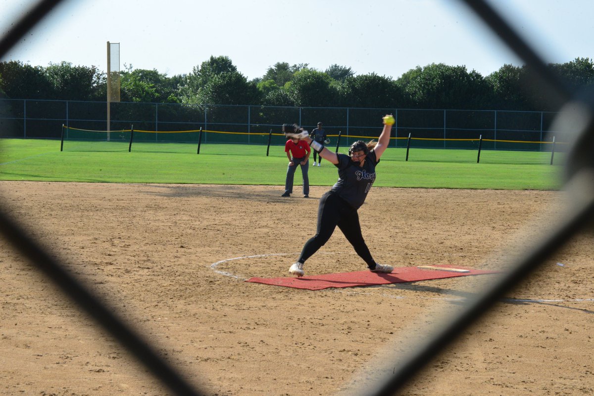 GMsportsmedia1's tweet photo. Celebrating National Softball Day at Heritage Yards in Plano - DFW showdown between Texas Glory 18U and Glory Adkins Gold 18U #txhssoftball #selectsoftball #glory @Gosset41 @KennyMatthews @FridayNghtGlory @MadiDoty20 @Hutton2027 @BurrisCoryn @peyton_hosey #Texas #DFW #collegesoftball #recruiting #softball #plano #nationalsoftballday @BHSHawkSoftball @Trinity_Trojans @SoftballMelissa @GrandviewISD #gmsportsmedia #tx #ntx