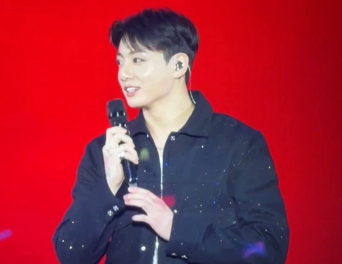 WE LOVE YOU JUNGKOOK 
WE ARE PROUD OF YOU JUNGKOOK 
WE ARE WITH YOU JUNGKOOK
YOU ARE THE BEST JUNGKOOK
#BTSJUNGKOOK