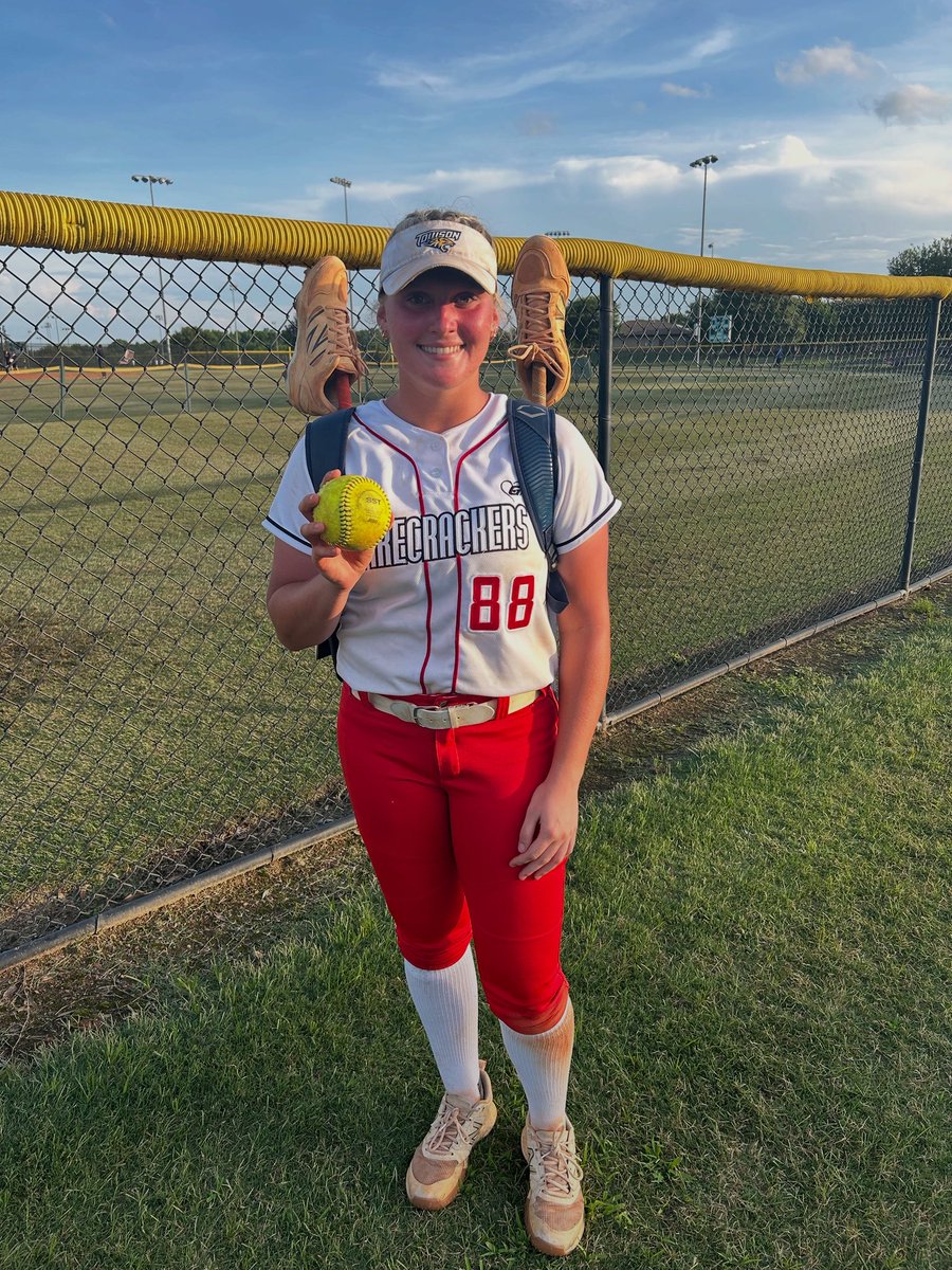 Firecrackers Medina/Miller (@firecrackersmm) on Twitter photo Game 2 today saw <a href="/TowsonSoftball/">Towson Softball</a> commit <a href="/addisonsball12/">Addison Miller</a> smash her first HR of the summer season 🧨🥎❤️
<a href="/Firecrackersinc/">Firecracker Softball</a> Game 2 today saw <a href="/TowsonSoftball/">Towson Softball</a> commit <a href="/addisonsball12/">Addison Miller</a> smash her first HR of the summer season 🧨🥎❤️
<a href="/Firecrackersinc/">Firecracker Softball</a>
