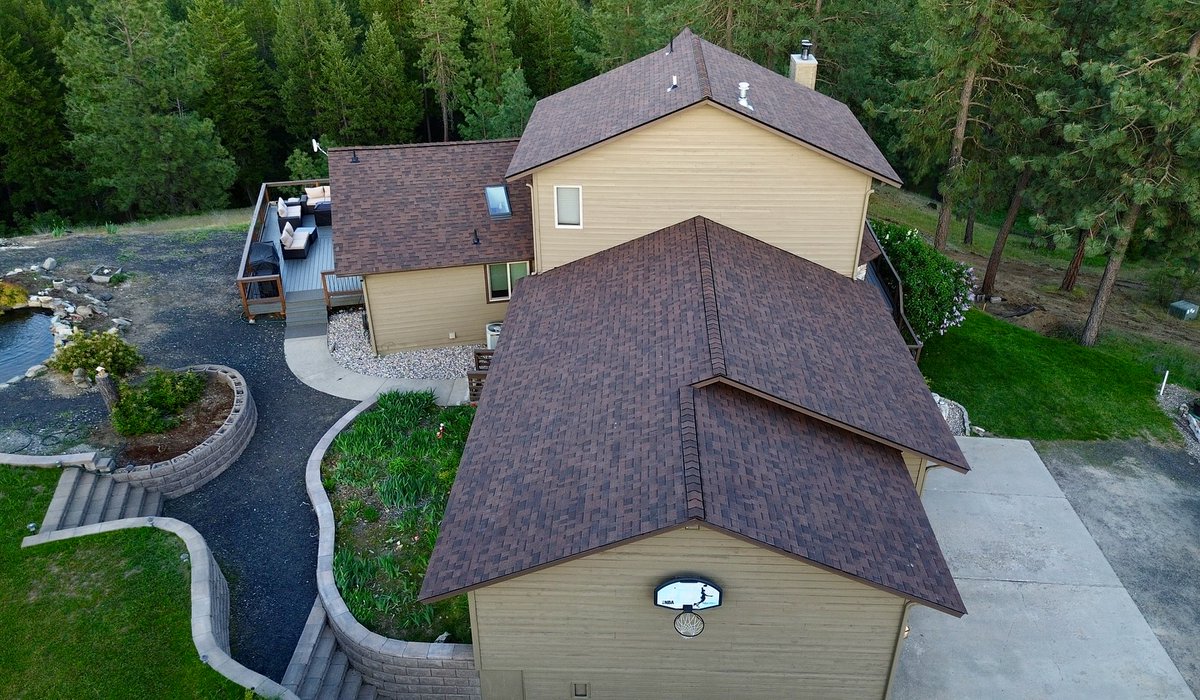 Timber Roofing out of Mead, WA ties everything together with this new Antique Brown roof. Not only does the new roof complement the home &amp; the beautiful surroundings—it’s also built to protect this home for many years to come. Great work!

#HomeInspirationIdeas <a href="/Holcim/">Holcim</a>