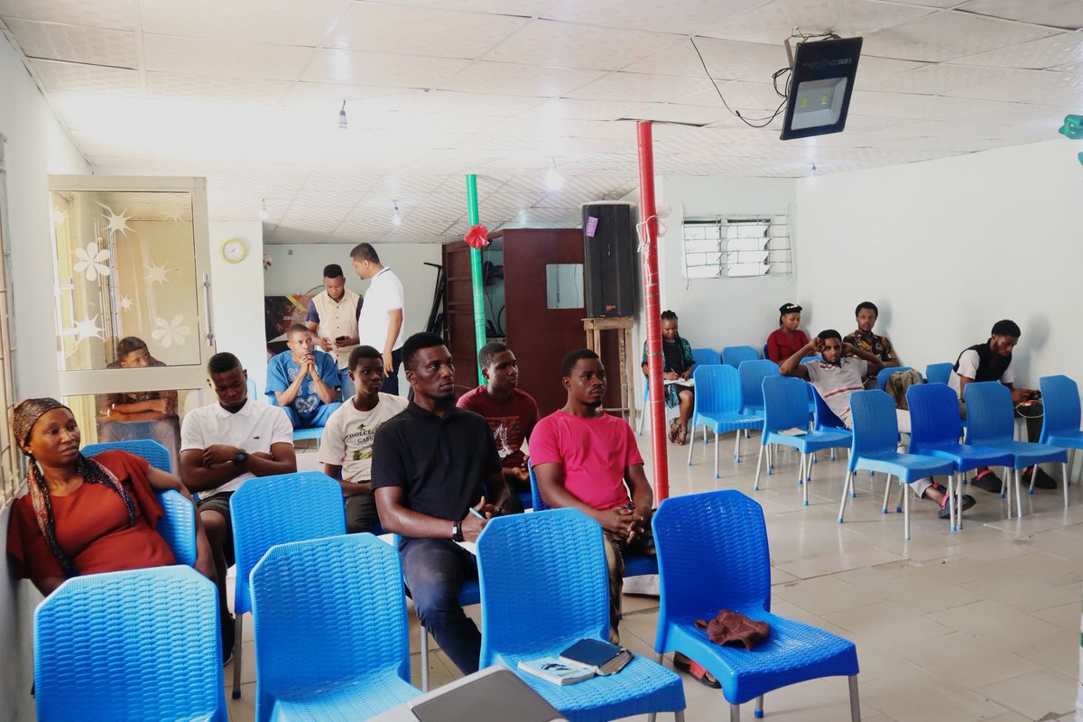 mercy_prevails's tweet photo. Recap and Cross Section Pictures of At His Feet 1.0
Theme: A Man Sent From God https://t.co/WFFWMhBise