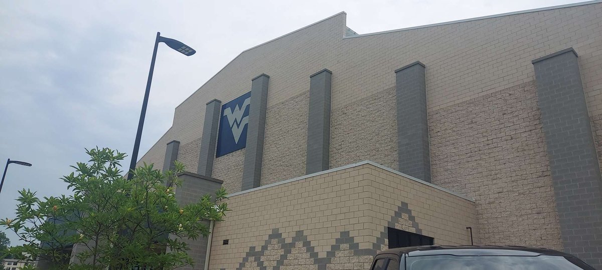 Tre Hedrick (@t_man_55) on Twitter photo Had a great time today <a href="/WVUfootball/">West Virginia Football</a> got in some good work! Thank you to <a href="/CoachBicknell/">Coach Bicknell</a> for the invite!
<a href="/Coach_Dressler/">Derek Dressler</a> Had a great time today <a href="/WVUfootball/">West Virginia Football</a> got in some good work! Thank you to <a href="/CoachBicknell/">Coach Bicknell</a> for the invite!
<a href="/Coach_Dressler/">Derek Dressler</a>