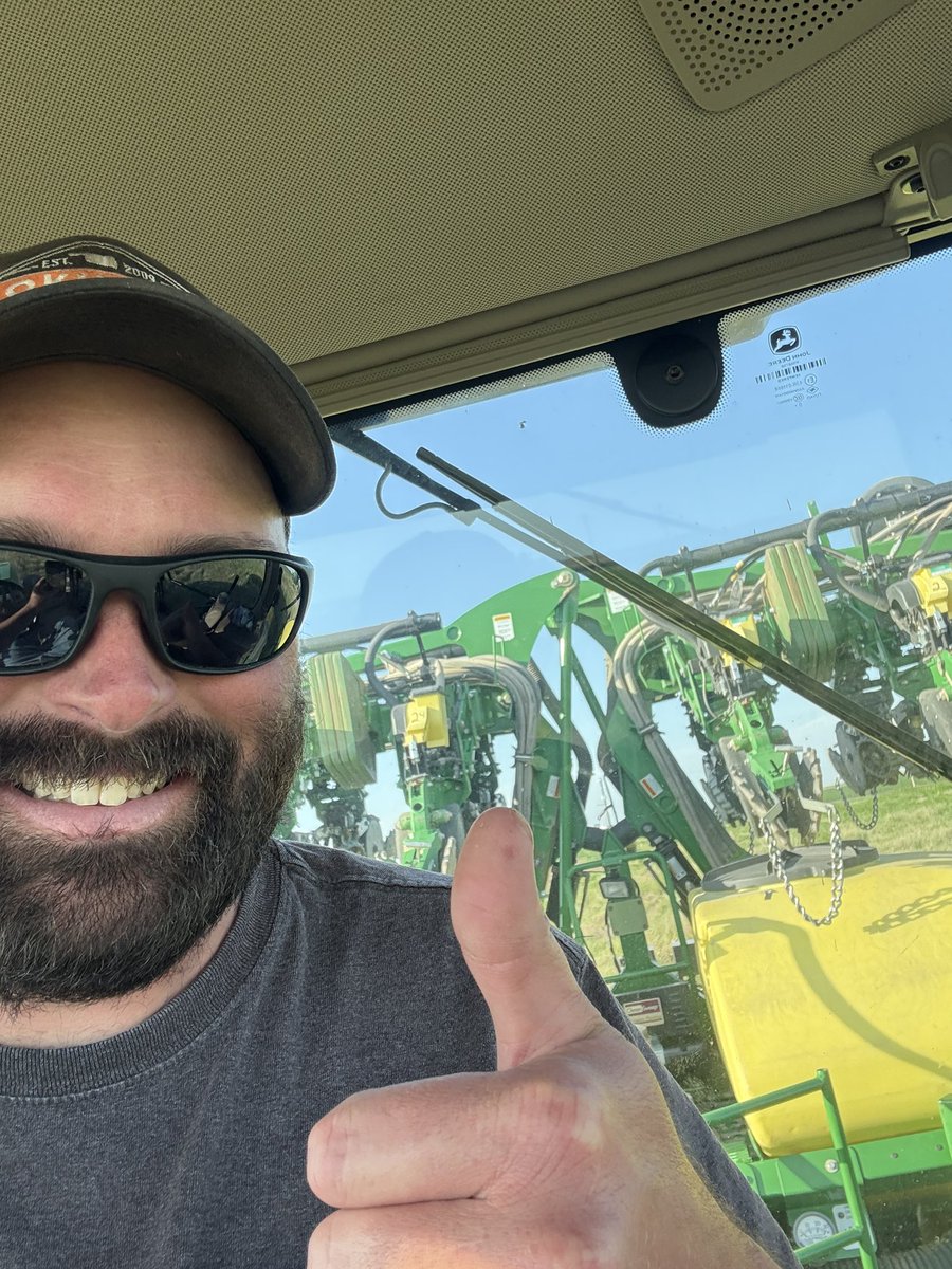 53 days and 8” of rain between the first and the last of the corn planting but we got er whipped today. Up next wheat harvest and milo planting #plant25