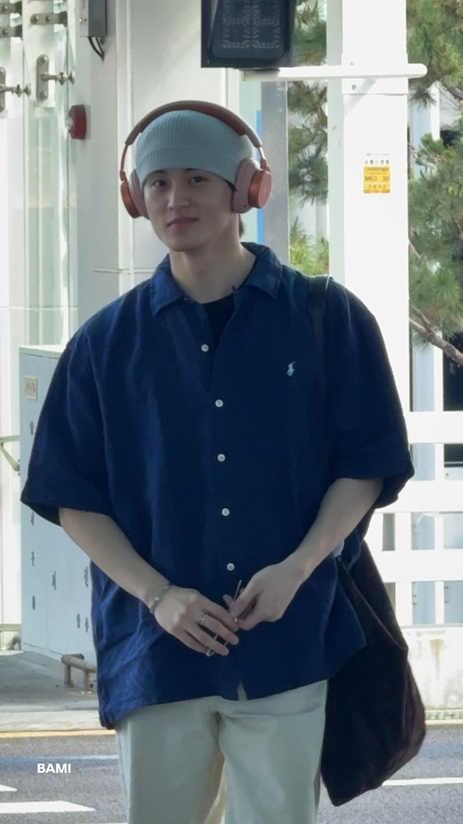 BAMI802's tweet photo. 250614 ICN #NCT #마크 #MARK https://t.co/G2vgFOicGt
