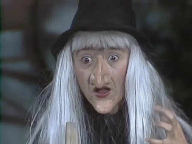 Episódio de Chapolin no ar pelo SBT: "História de bruxas" (1976)

Última exibição: 12/10/2024