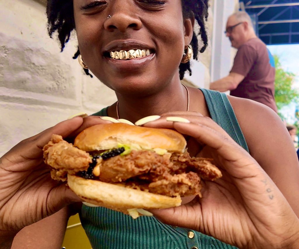 “EAT🍴IT” - <a href="/jdafoodie/">J’DA FOODIE</a> | your new favorite foodie content creator 

✨ GRILLZ <a href="/easethebrand/">EASE</a>