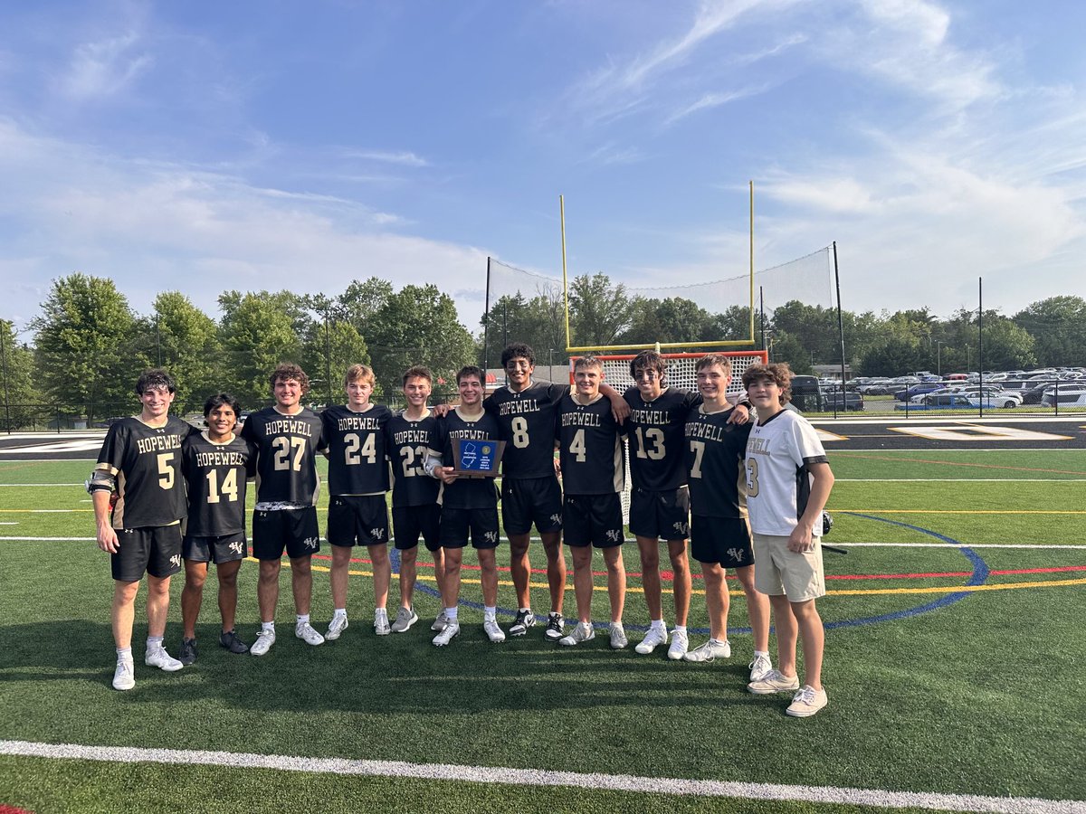 What a great group of seniors. Went 39-6 the last two seasons. 2 county championships and a sectional title. We will miss you.