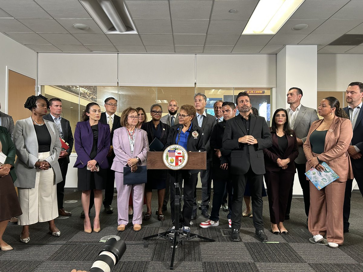 Robert Kovacik (@robertnbcla) on Twitter photo #LosAngeles: <a href="/MayorOfLA/">Mayor Karen Bass</a> says âcurfew is workingâ and curfew remains in place. Estimates 15 protests planned for tomorrow in LA. #LosAngeles: <a href="/MayorOfLA/">Mayor Karen Bass</a> says âcurfew is workingâ and curfew remains in place. Estimates 15 protests planned for tomorrow in LA.