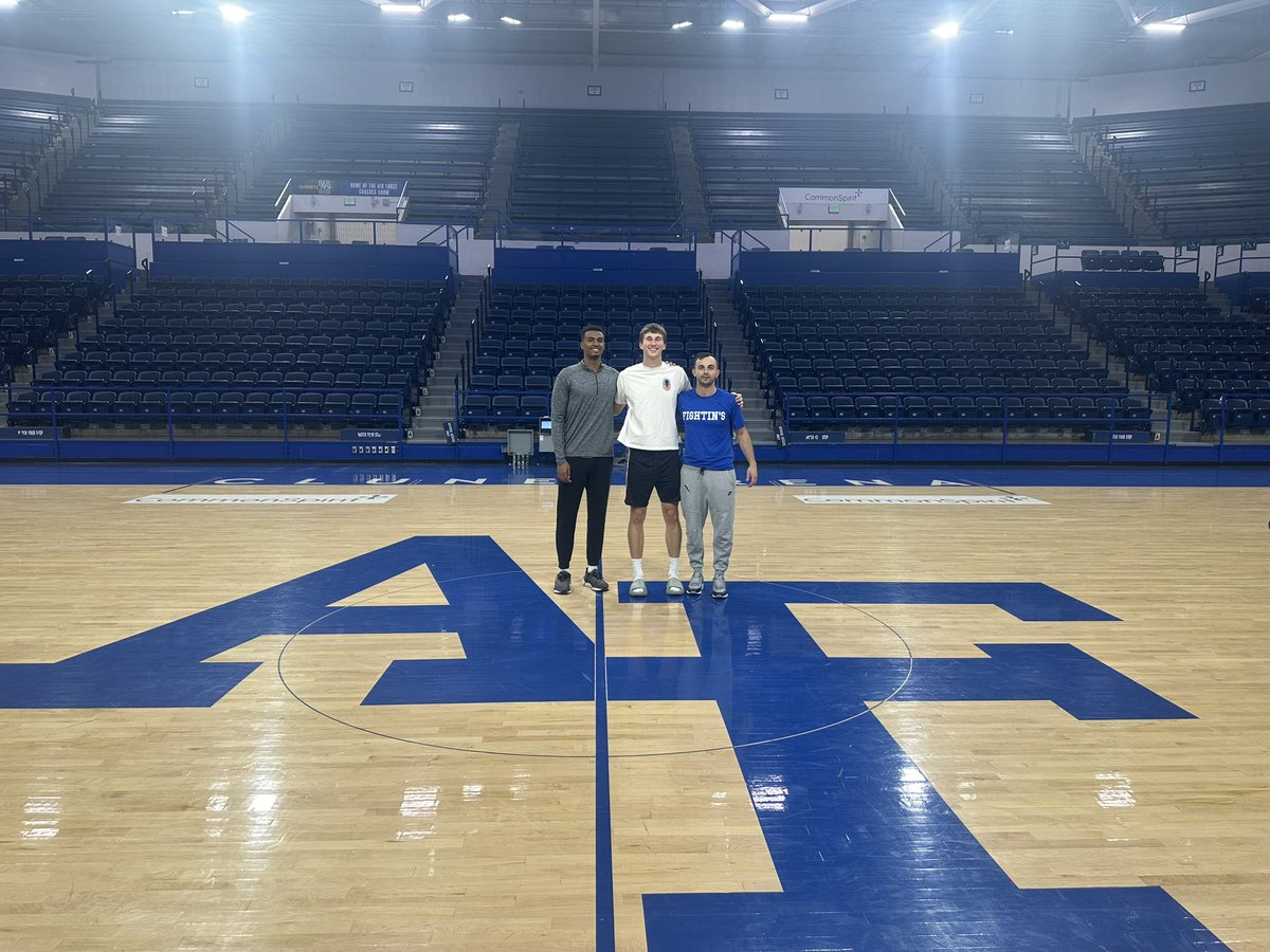 Cade Murphy (@cademurphy15) on Twitter photo Thank you very much <a href="/e__kearney/">Eamonn Kearney</a> of <a href="/AF_MBB/">Air Force Men's Basketball</a> for a great unofficial visit today. Loved seeing campus and enjoyed finally meeting and talking with you! Thank you very much <a href="/e__kearney/">Eamonn Kearney</a> of <a href="/AF_MBB/">Air Force Men's Basketball</a> for a great unofficial visit today. Loved seeing campus and enjoyed finally meeting and talking with you!
