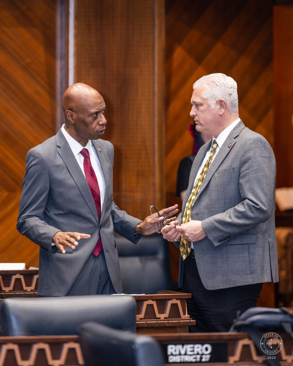 BlackmanForAZ's tweet image. As a conservative and staunch law enforcement supporter, I proudly voted HB2947 out of the Appropriations Committee: $186M for DPS, $23.5M for Juvenile Corrections, $12M for Criminal Justice. This budget backs the blue and defends our values. #BackTheBlue #AZBudget #LawAndOrder