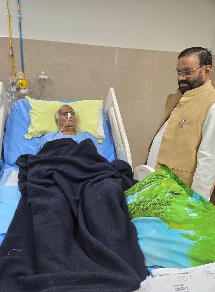 दु:खद अपनी जनता पार्टी के राष्ट्रीय अध्यक्ष एवं पूर्व मंत्री मा०Swami Prasad Maurya जी के बड़े भाई मा० सालिक राम मौर्य जी का विगत दिनों से पीजीआई लखनऊ में इलाज चल रहा था, आज वह हम सब को छोड़ कर चले गए।
तथागत बुद्ध जी अपने चरणों में स्थान दें।
<a href="/SwamiPMaurya/">Swami Prasad Maurya</a> <a href="/Mahan_Shakti/">- Mahan Shakti ( Resolution,Service Dedication )</a> @Mediacel