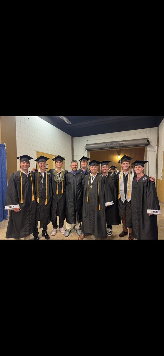 This is what it’s all about. Congrats to our 2025 grads! These guys are joining an incredible alumni base. #CLAW