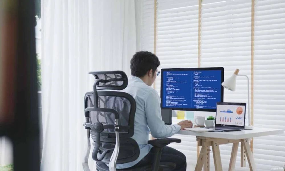 Discover how to find the perfect AI developer for your team at this link: buff.ly/qrkf6iT. Uncover tips and strategies to make the right hire. #AIRecruitment #TechTalent