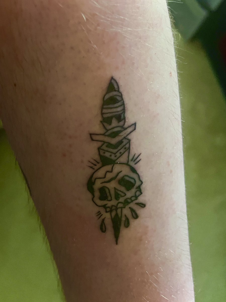 Sharp_5hark's tweet photo. My new 3rd tattoo, from Friday the 13th day. I love it a lot thanks old memories tattoo shop.
#2ndtattoo #fyp #foryoupage #foryou #oldmemoriestattoo #tattoo #fridaythe13th #fridaythe13thtattooday #fridaythe13thtattoo #sharp5hark #Sharp5hark https://t.co/6Xt38Cy602