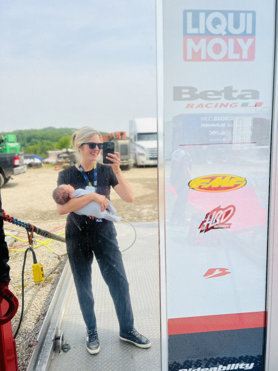 Katie Osborne tweet media