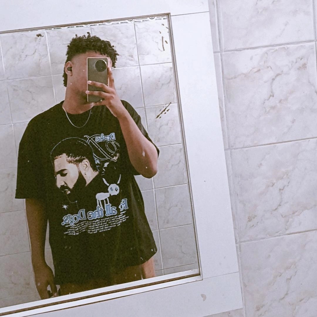 Alehjo10's tweet photo. #NuevaFotoDePerfil https://t.co/d1IpWXcGre
