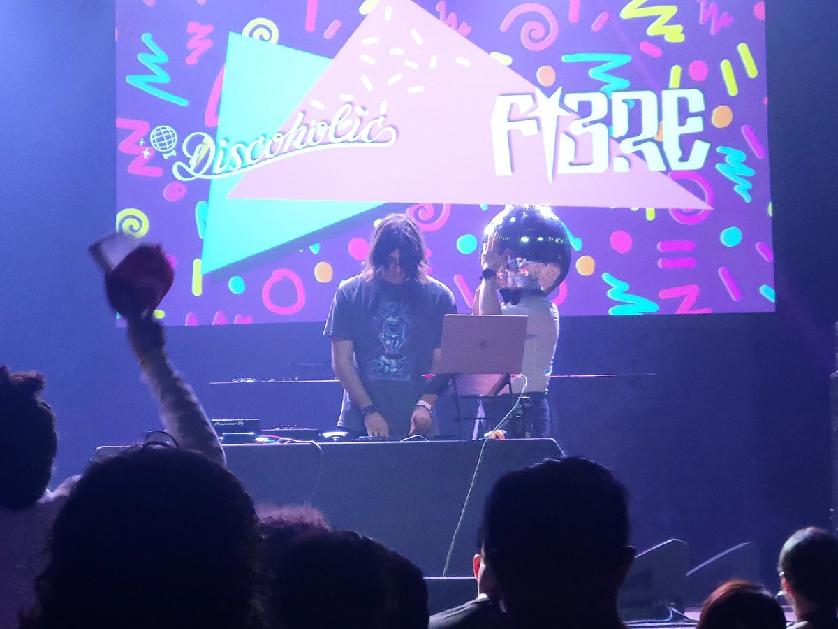 I'll be becoming a Discoholic after this. I can use some Fibre to digest this heat!!! 🔥🔥🔥

#TokyoCityLights2025