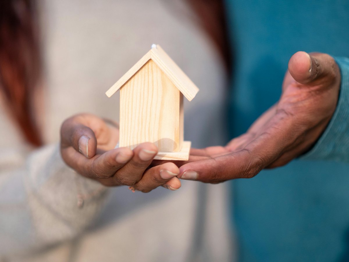 TroyJonesLoans's tweet photo. Need mortgage help? WeDoLoans (Home/Commercial) offers personalized guidance, including refinancing. We provide FHA, VA, USDA, and conventional loans with competitive rates in Texas and Florida. Contact us today! #MortgageExperts #HomeLoans #RealEstate #FirstTimeHomebuyer https://t.co/ph74qA9wLX