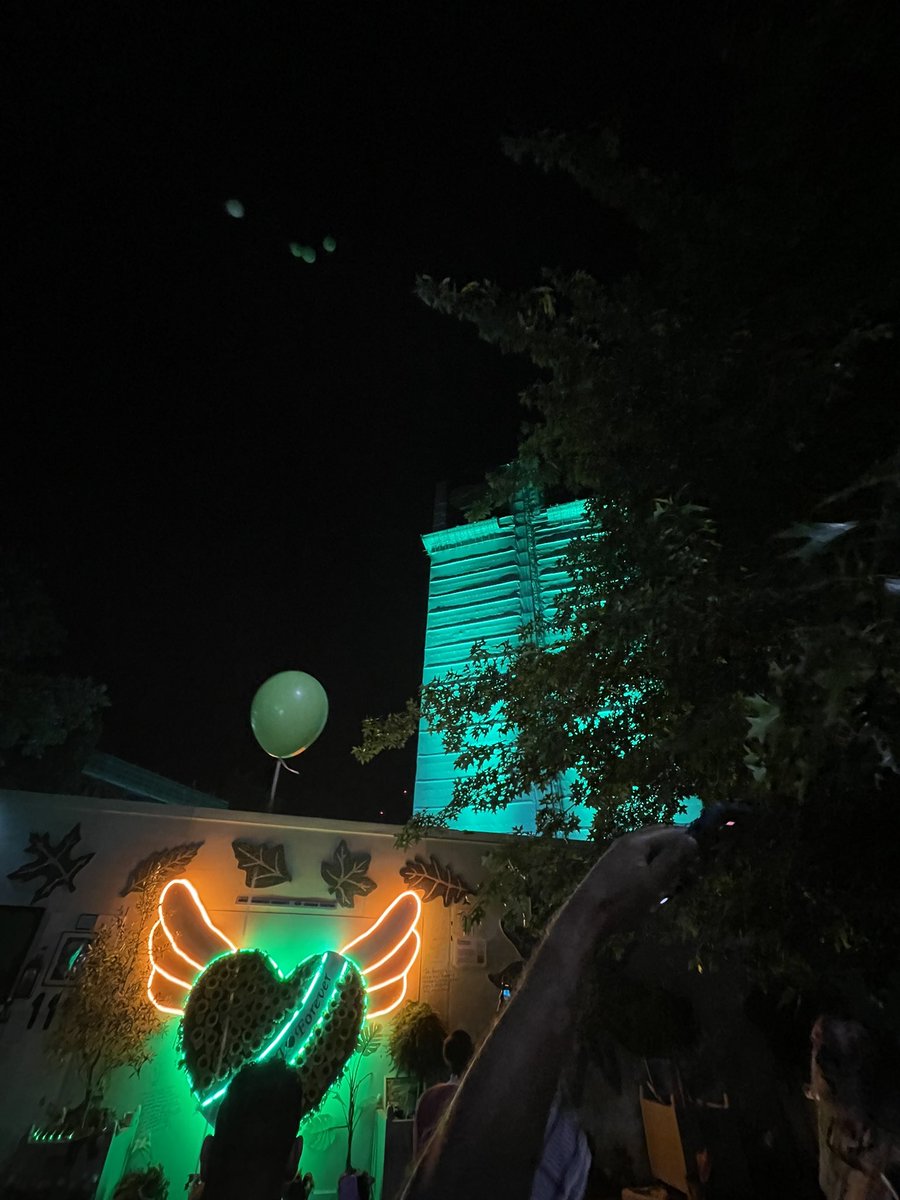 rupinder_hardy's tweet photo. 8 years #Grenfell 💚💚💚
I’m never surprised by the community’s kindness &amp; compassion. They continue to mark that fateful night with such dignity &amp; resolve through grief &amp; sadness. Their strength is their power 💚 https://t.co/ogXknbYuDr
