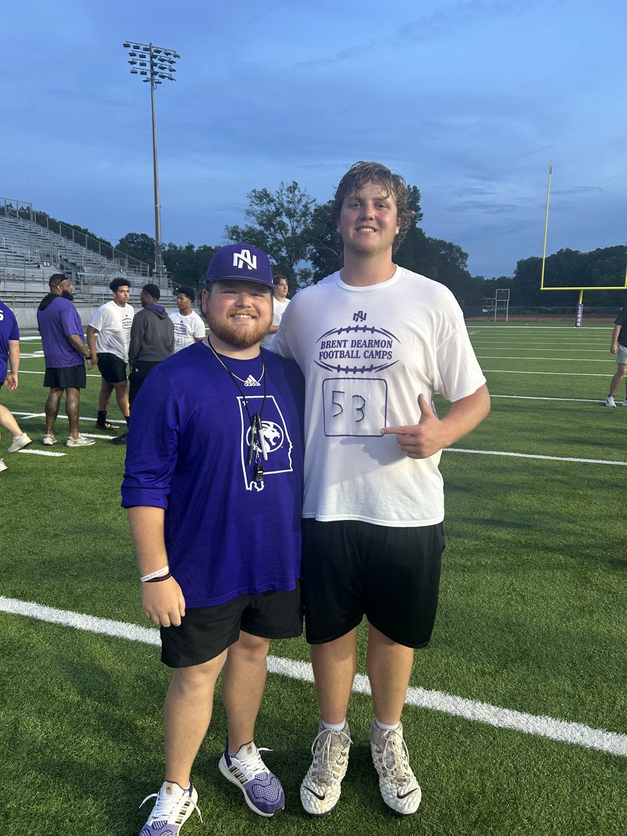 ReedDavis75's tweet image. Had a good time at @UNAFootball @coach_thomas70 @BenDuBois56 @ReggieBuchanan @coach_tko @MacCorleone74 @shayhodge3 @Coachstrib