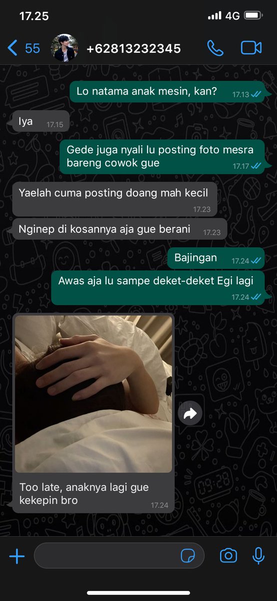 2313CHIVE's tweet image. nomin au
Β©2313CHIVE
ππ§ππ¦π’ππ¬ ππ¨ ππ¨π―ππ« πΉ.α Semua ini berawal dari Tama yang posting foto mesra bareng cowoknya Aksa